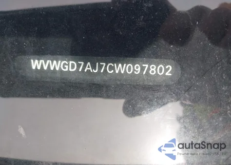 2012 Volkswagen Gti 4-Door z USA, uszkodzony, nr VIN WVWGD7AJ7CW097802